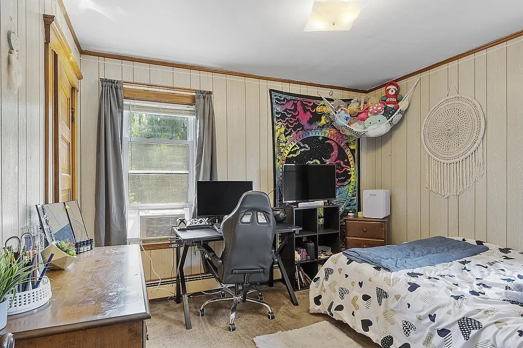 28 New Castle Avenue Portsmouth NH 03801
