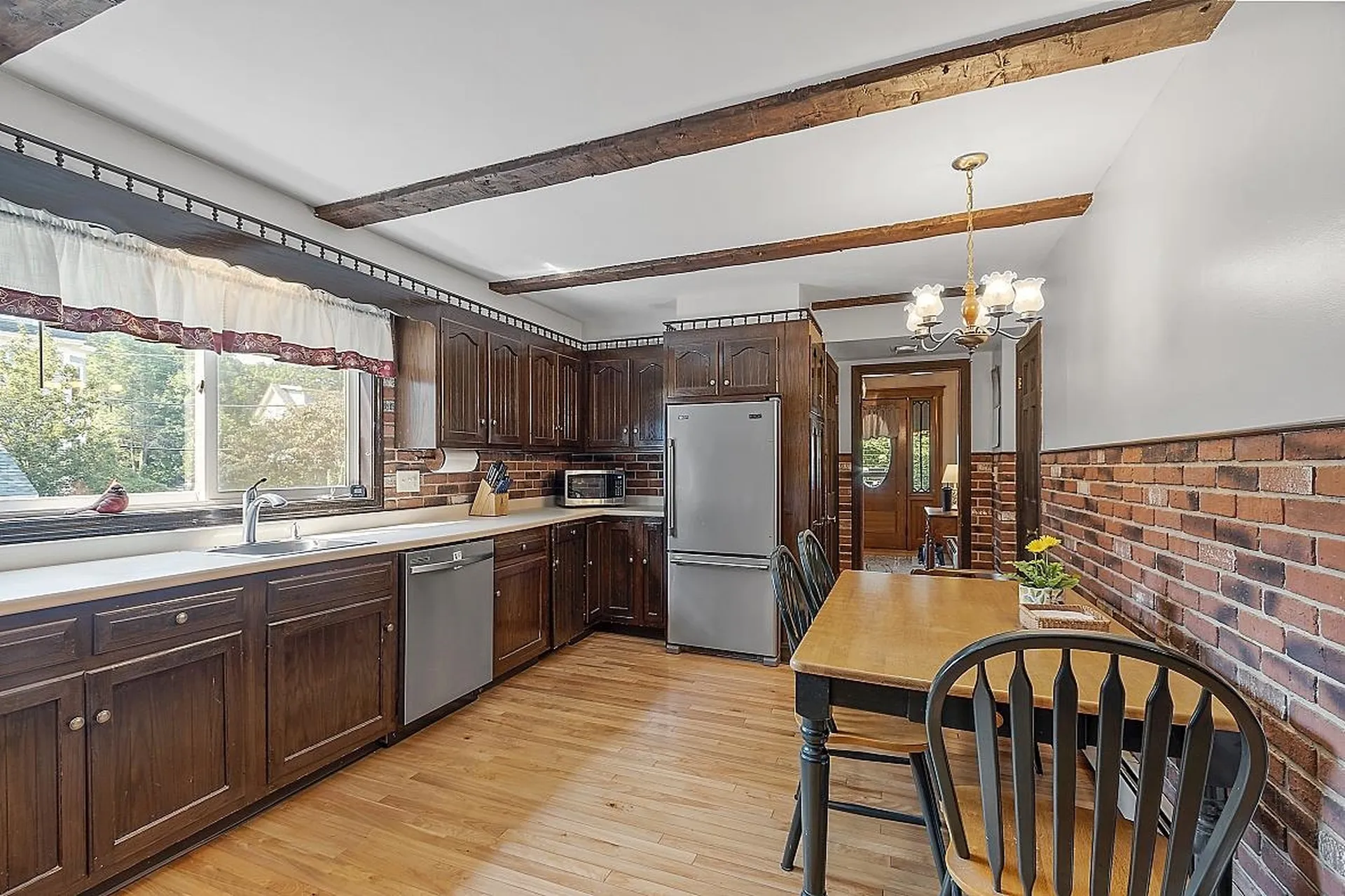 28 New Castle Avenue Portsmouth NH 03801
