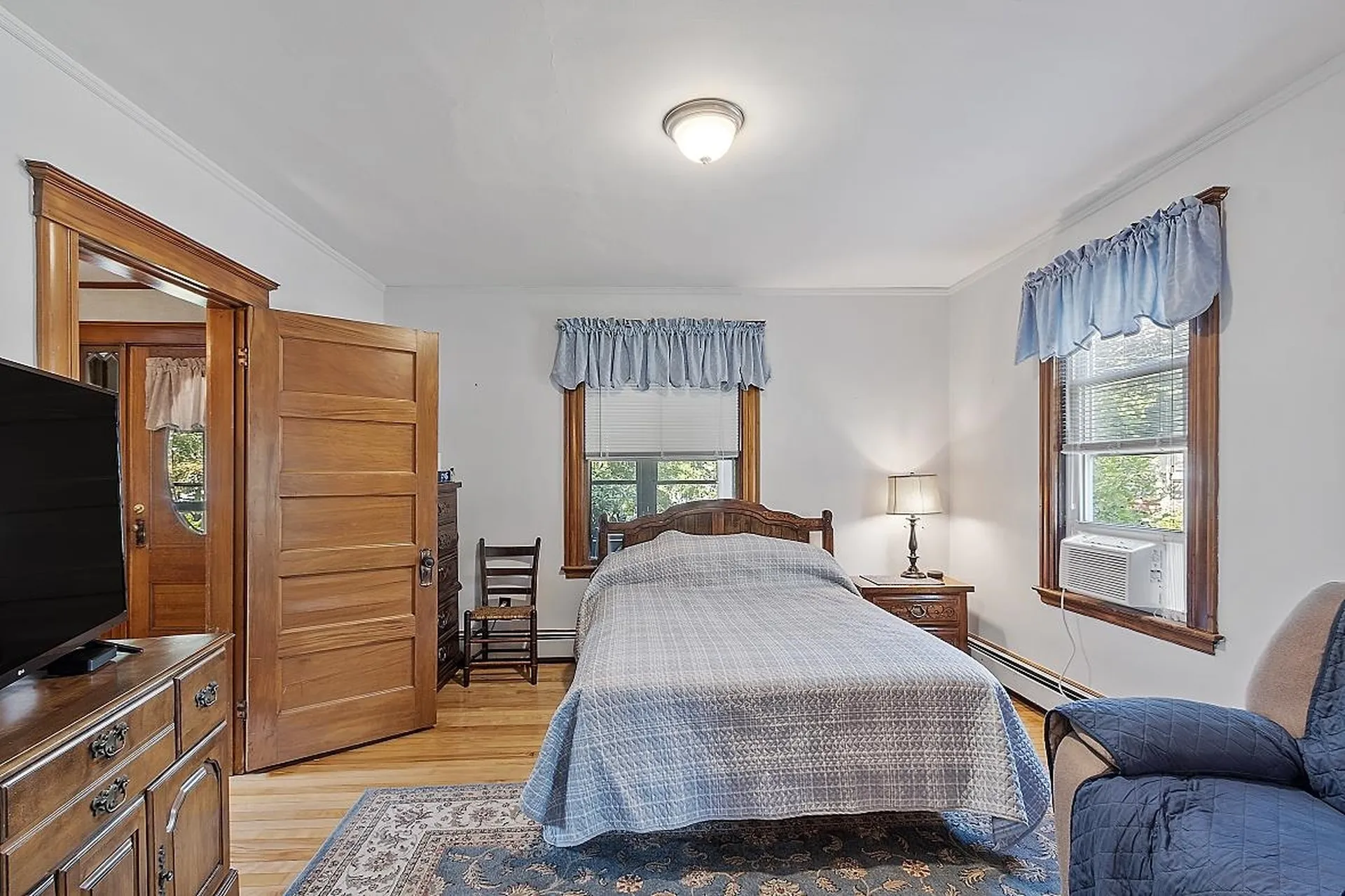 28 New Castle Avenue Portsmouth NH 03801