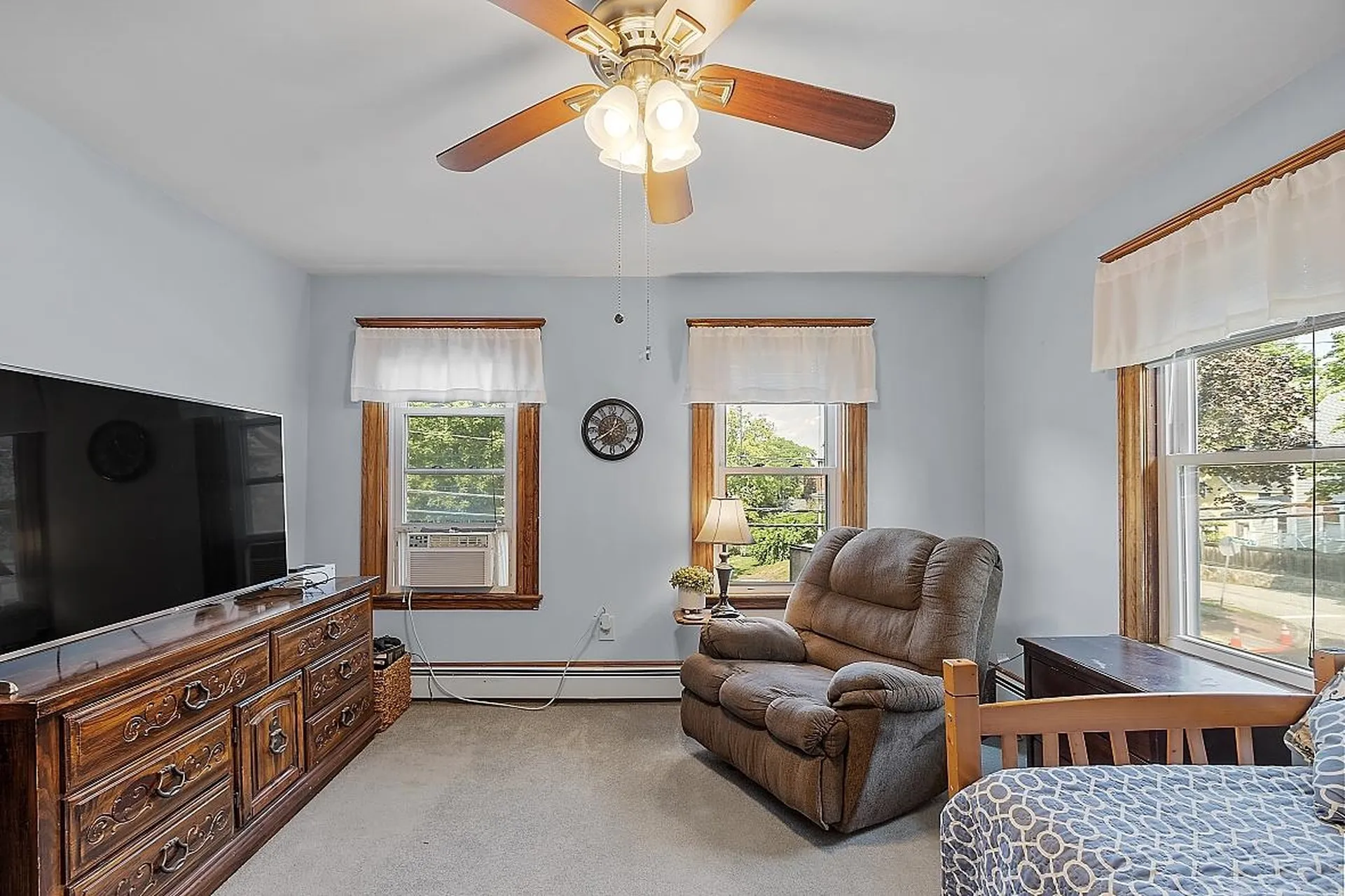 28 New Castle Avenue Portsmouth NH 03801