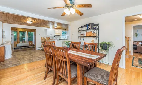 1 Laura Lane Newton NH 03858