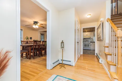1 Laura Lane Newton NH 03858