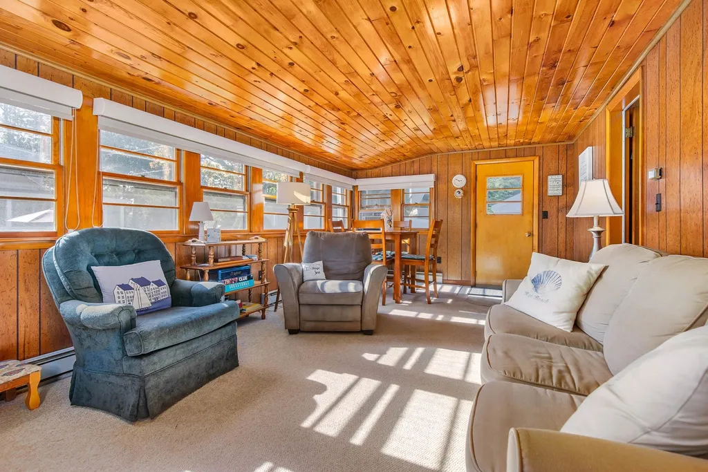 22 Power Avenue Rye NH 03870