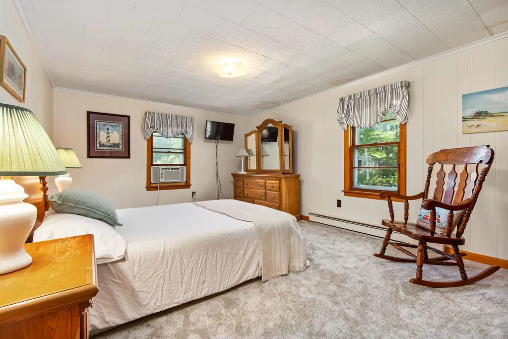 22 Power Avenue Rye NH 03870