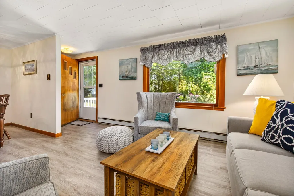 22 Power Avenue Rye NH 03870