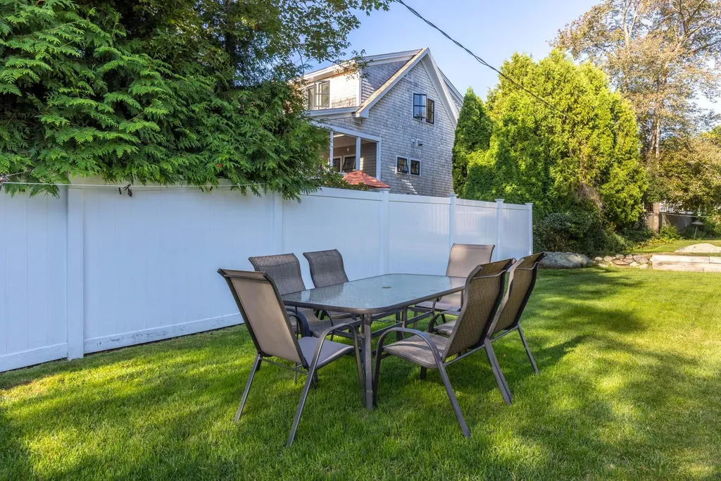 22 Power Avenue Rye NH 03870