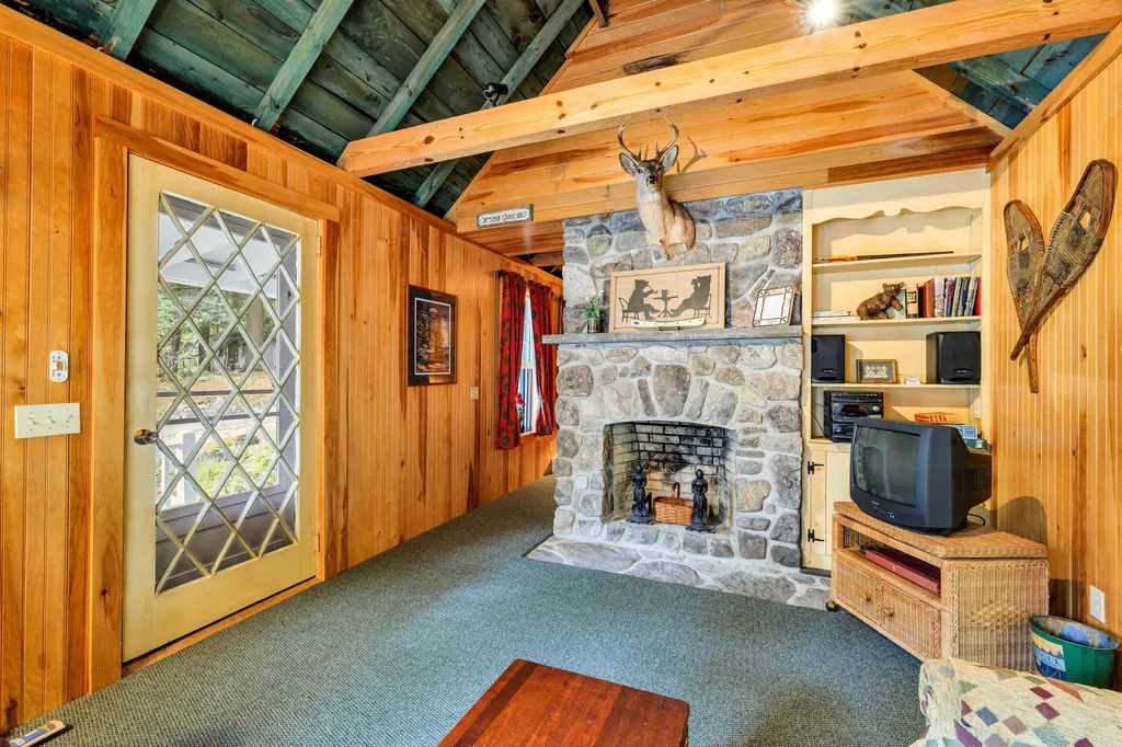 180 Sewall Road Wolfeboro NH 03894