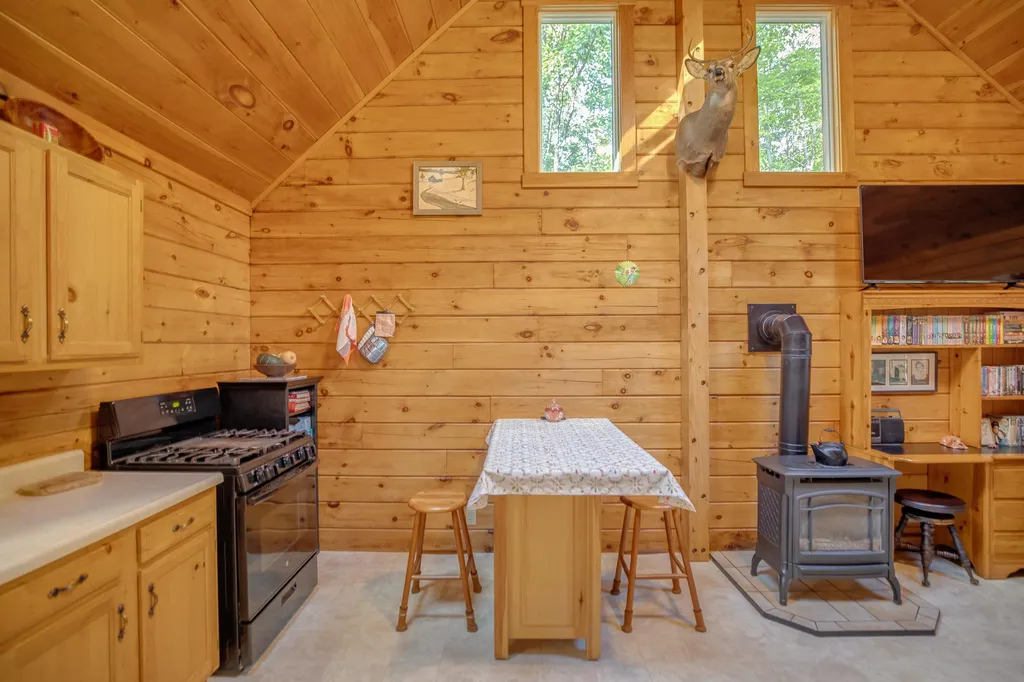 295 Valley Road Haverhill NH 03785