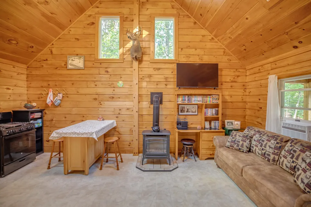 295 Valley Road Haverhill NH 03785