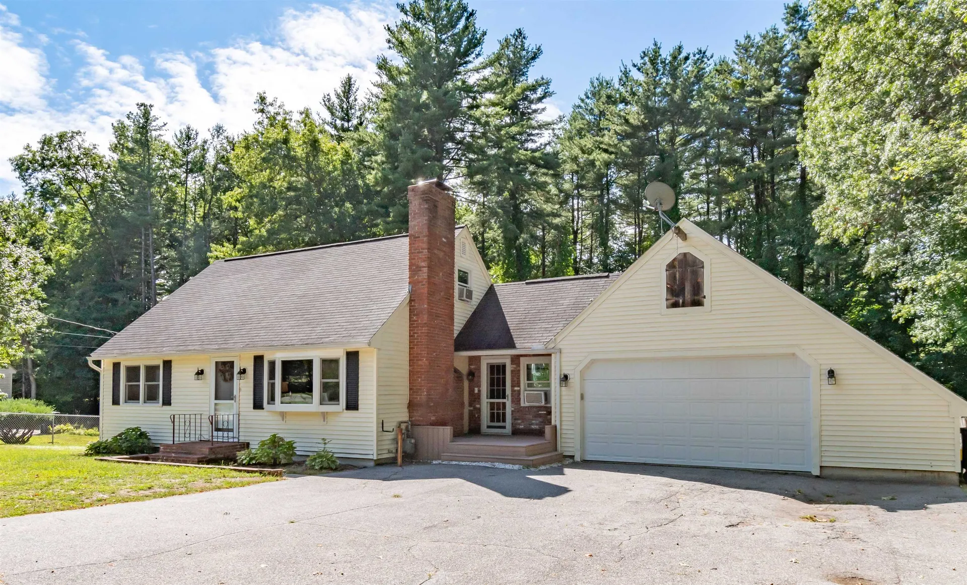 25 Conant Road Nashua NH 03062