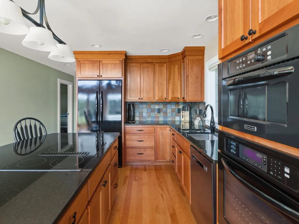 289 Shackett Road Leicester VT 05733