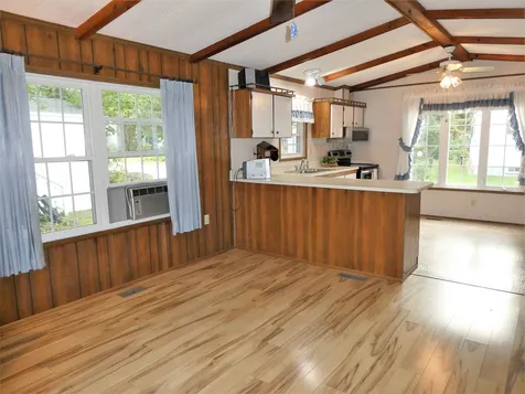 10 East Marina Road Lsp Gilford NH 03249