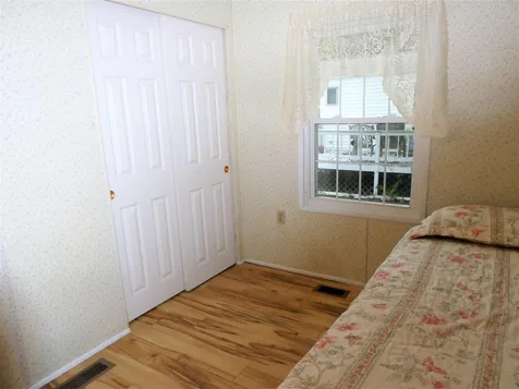 10 East Marina Road Lsp Gilford NH 03249
