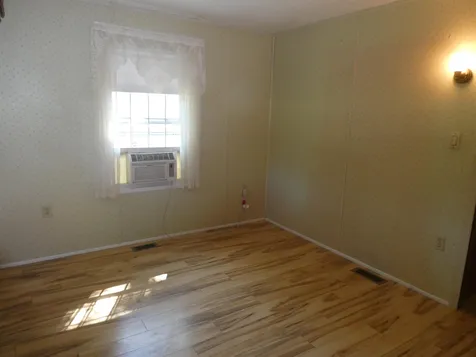 10 East Marina Road Lsp Gilford NH 03249