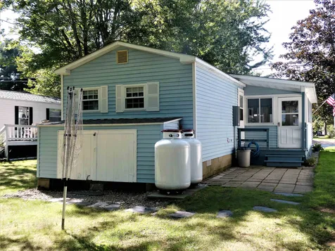 10 East Marina Road Lsp Gilford NH 03249