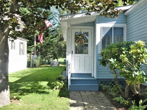 10 East Marina Road Lsp Gilford NH 03249