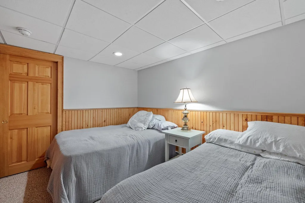 56 East Side Drive Ossipee NH 03864
