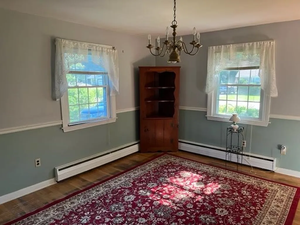 21 Silver Lane Rollinsford NH 03869