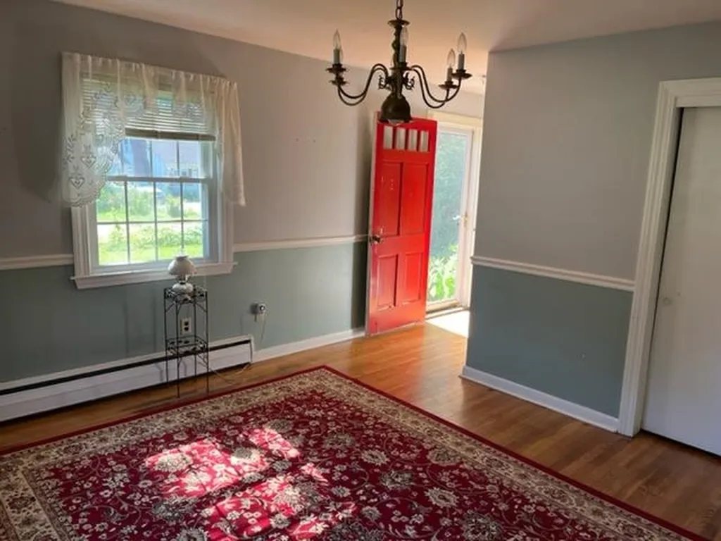 21 Silver Lane Rollinsford NH 03869