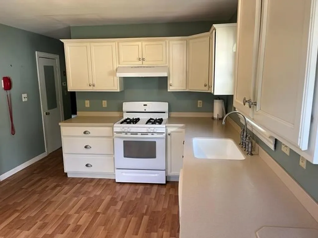 21 Silver Lane Rollinsford NH 03869