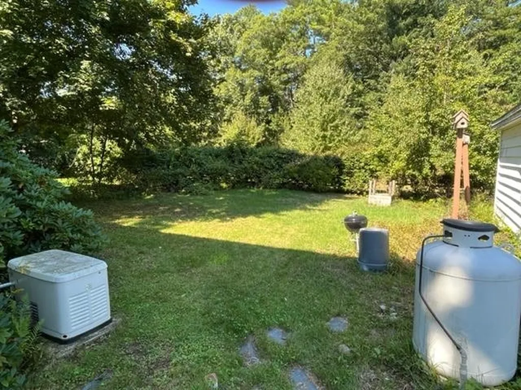 21 Silver Lane Rollinsford NH 03869