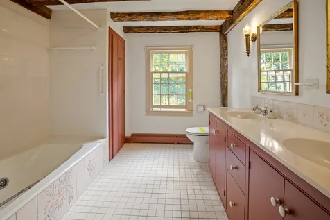 980 Bragg Hill Road Norwich VT 05055