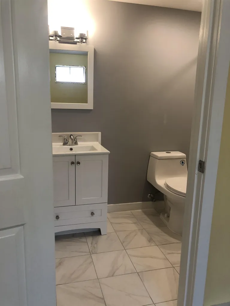 30 Pleasant Street Lebanon NH 03784