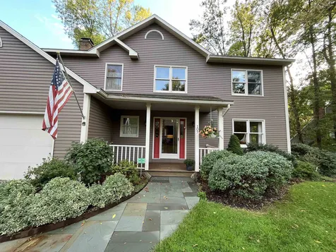 107 Wild Rose Circle Shelburne VT 05482