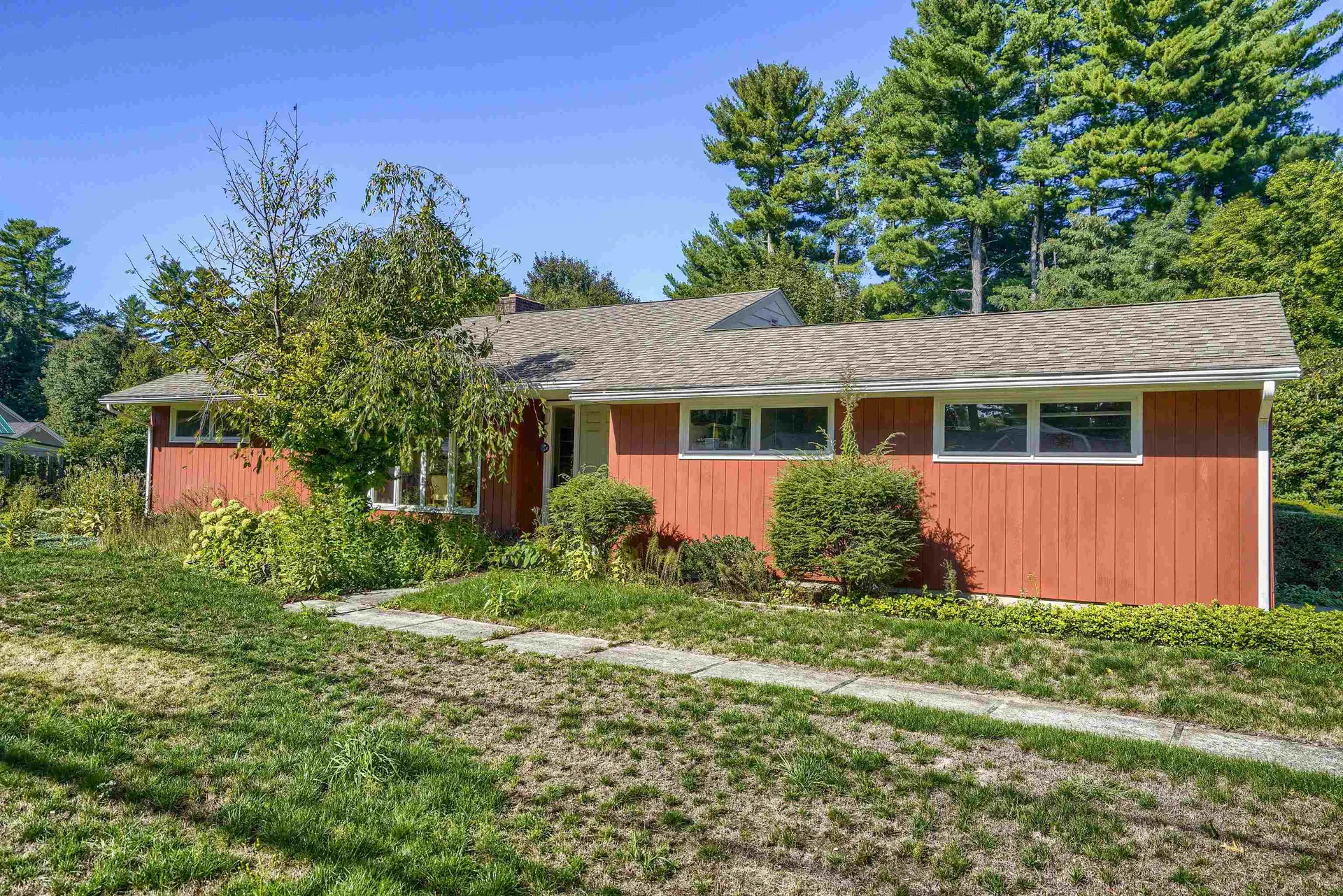 181 East Dunstable Road Nashua NH 03062
