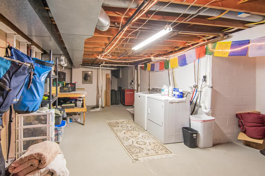 64 Sunset Drive Burlington VT 05408