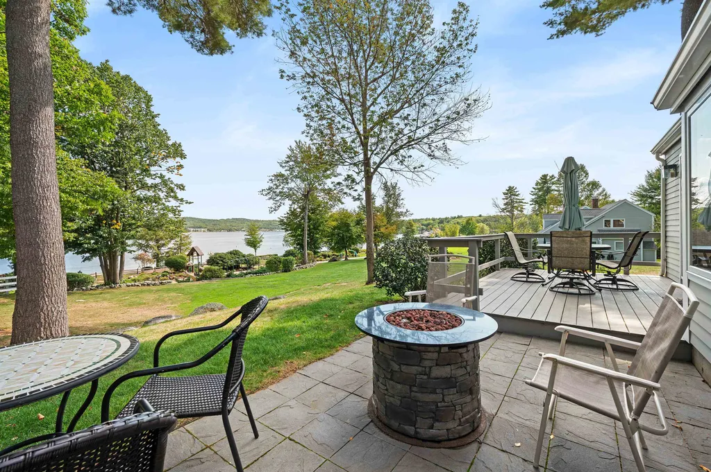 25 Constellation Drive Laconia NH 03246