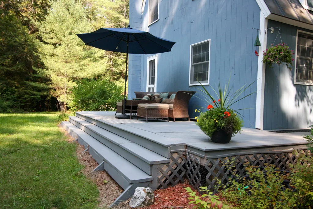 318 Tichenor Road Hartford VT 05059