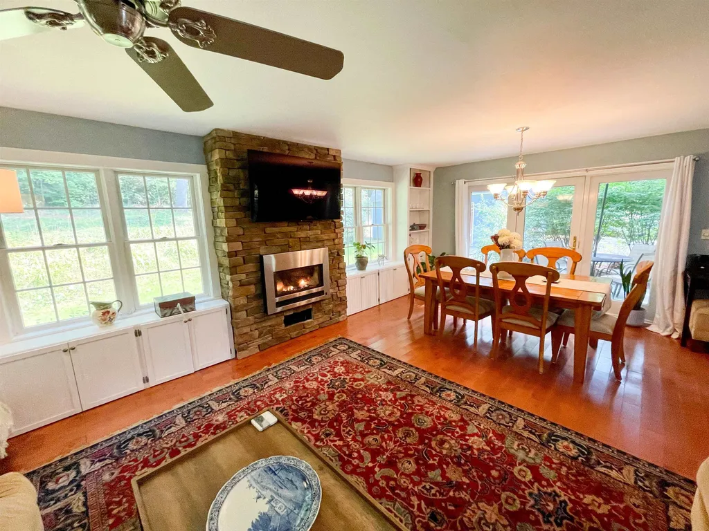 318 Tichenor Road Hartford VT 05059