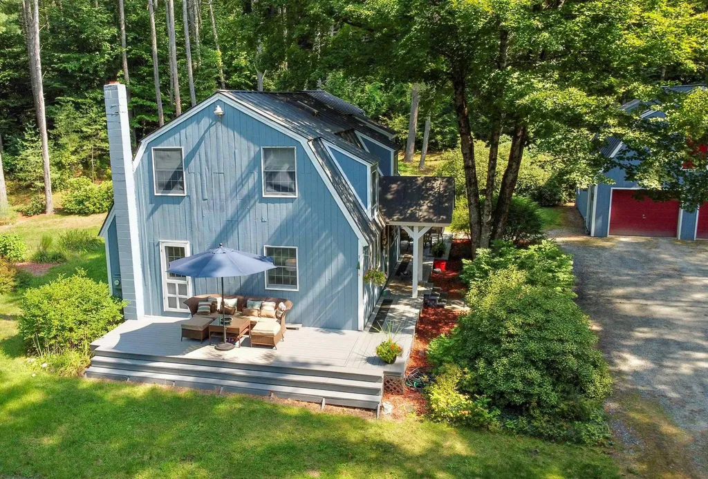 318 Tichenor Road Hartford VT 05059