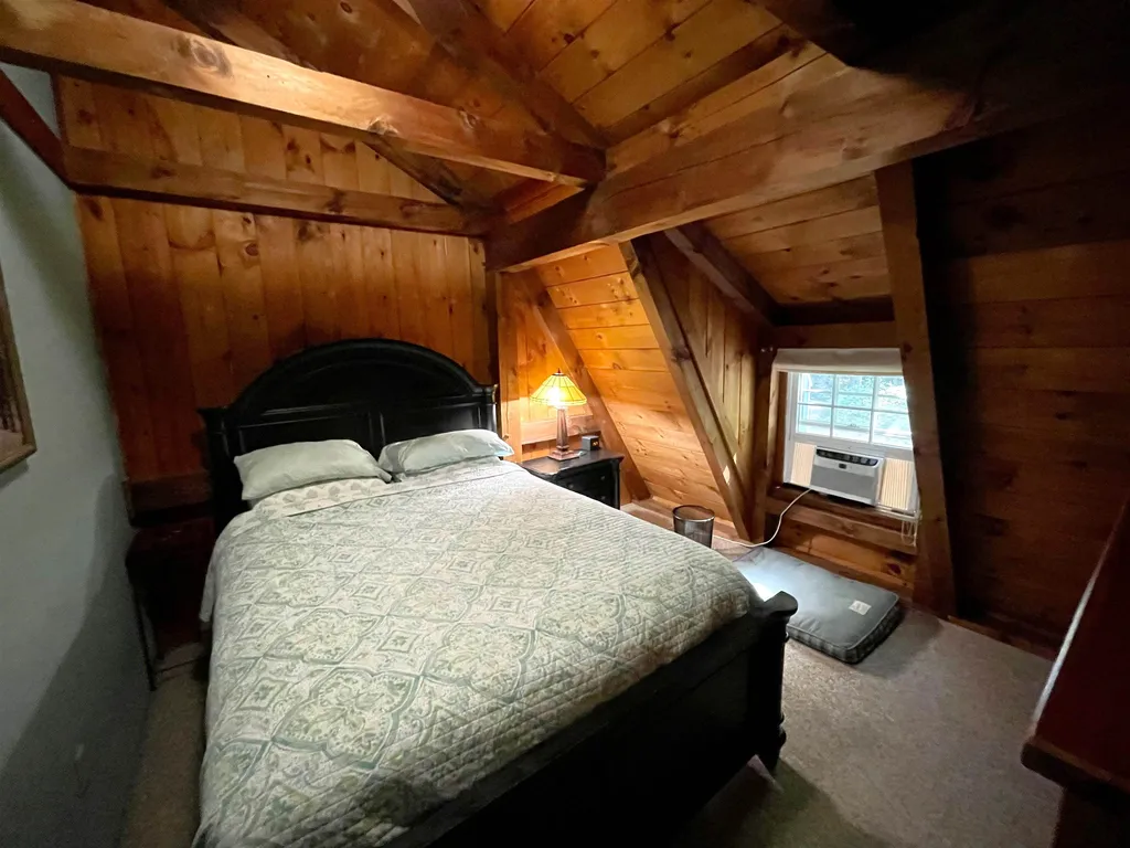 318 Tichenor Road Hartford VT 05059