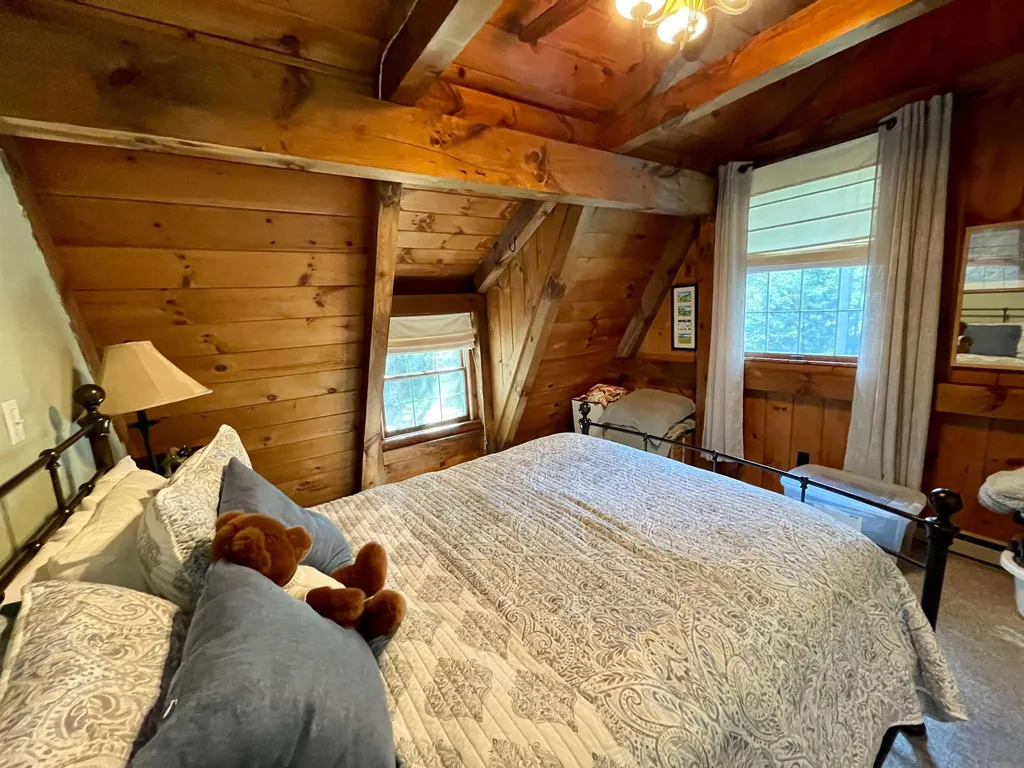 318 Tichenor Road Hartford VT 05059