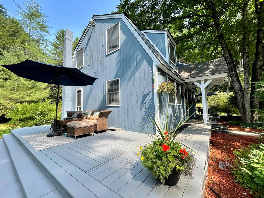 318 Tichenor Road Hartford VT 05059