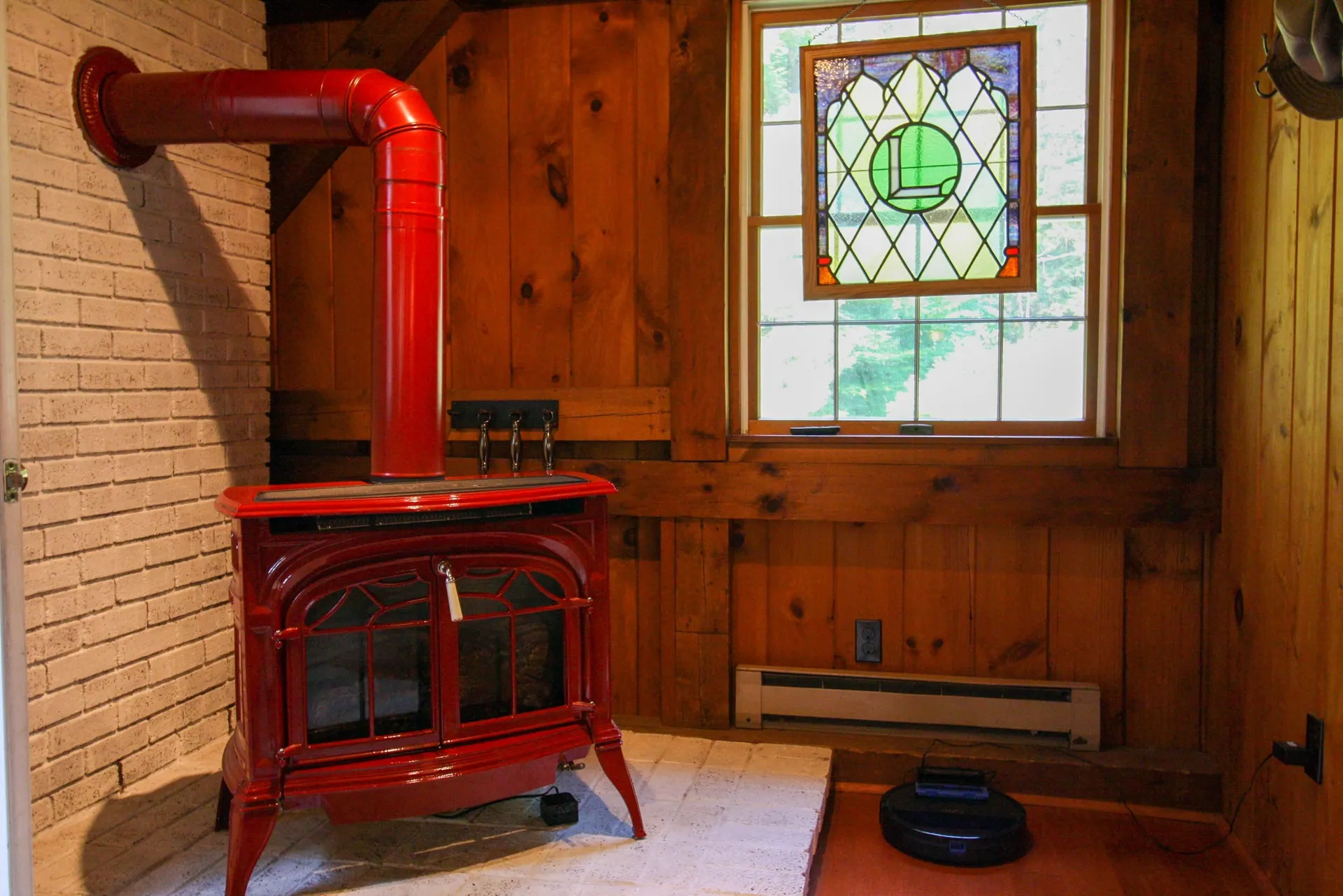 318 Tichenor Road Hartford VT 05059