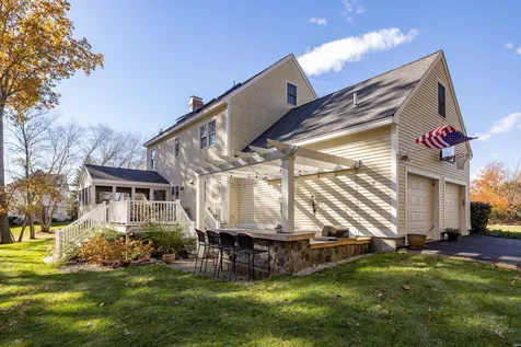 10 Christie Lane Stratham NH 03885