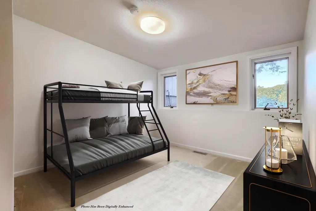 11 Meadowcrest Road Hooksett NH 03106
