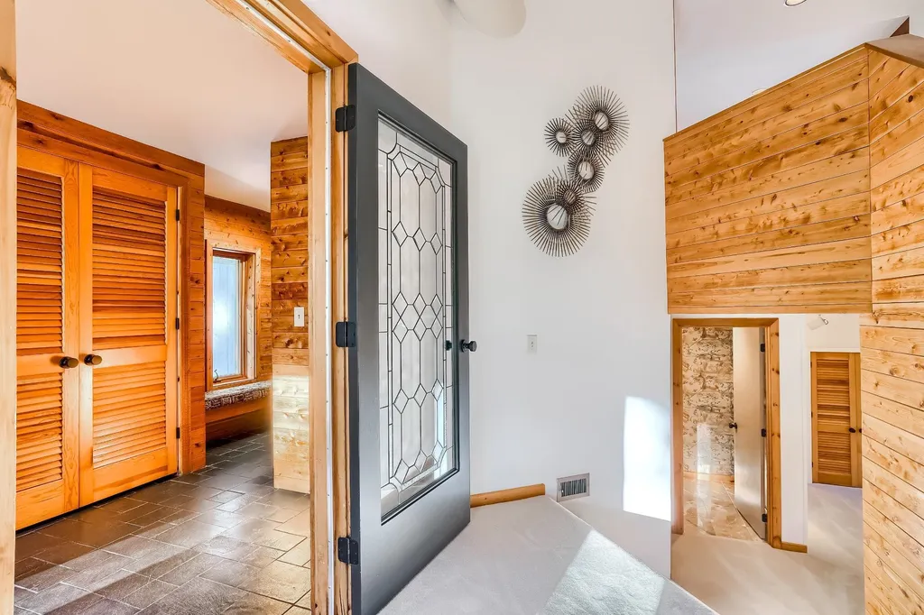 11 Meadowcrest Road Hooksett NH 03106
