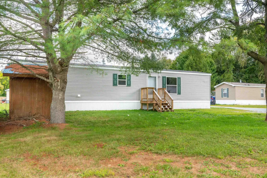 24 Harmony Drive Haverhill NH 03785