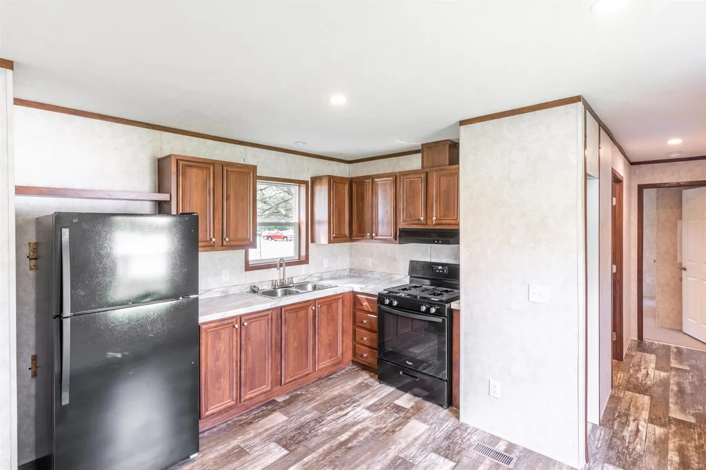 24 Harmony Drive Haverhill NH 03785
