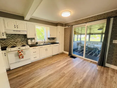 43 Bronson Street Littleton NH 03561