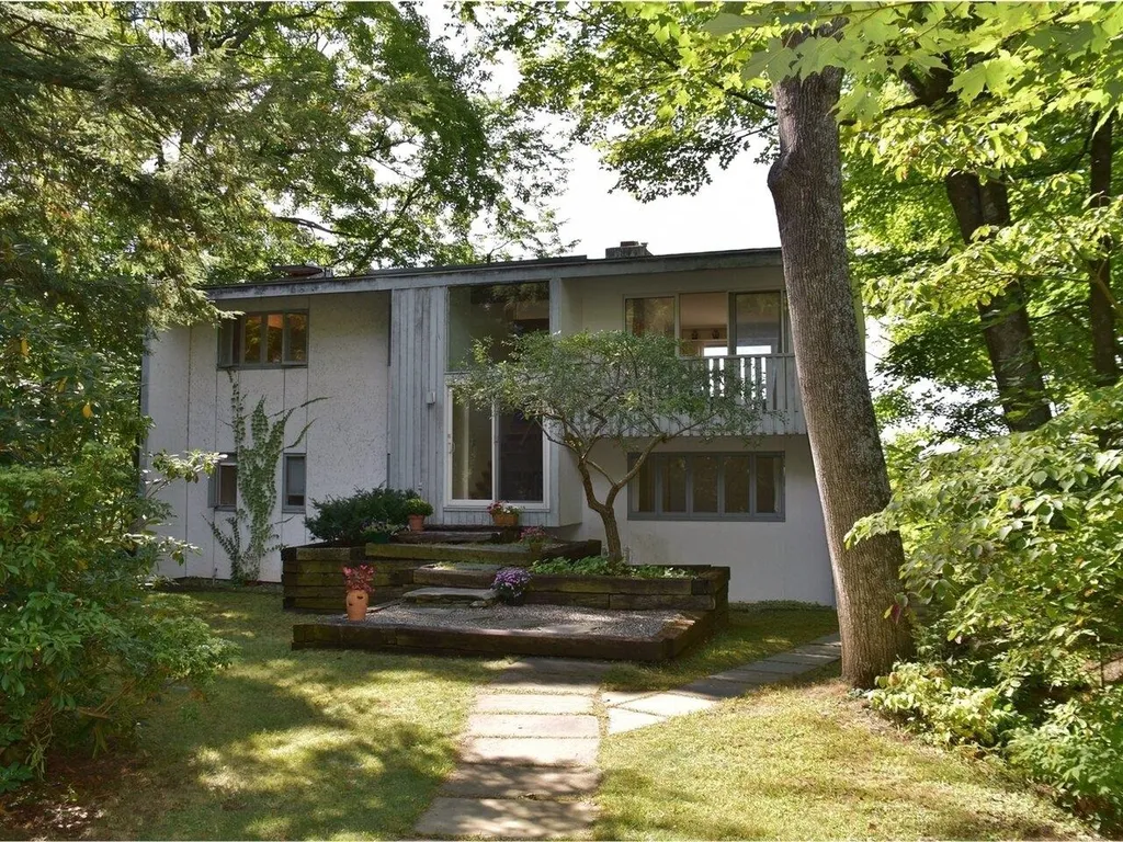272 Pierson Drive Shelburne VT 05482