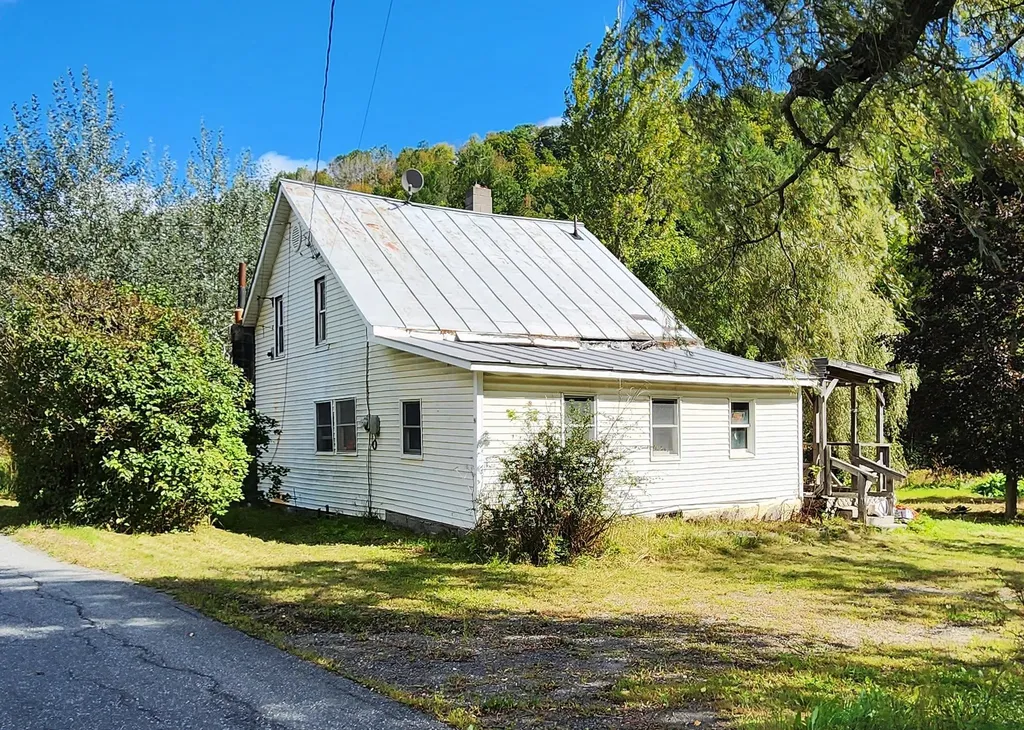 96 E Randolph Road Chelsea VT 05038