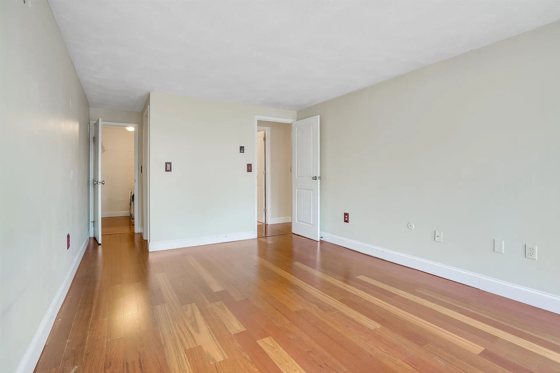 55 River Road Manchester NH 03104