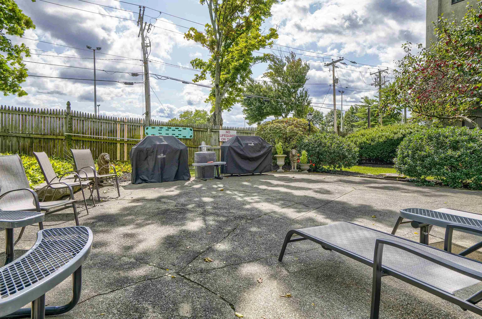 55 River Road Manchester NH 03104