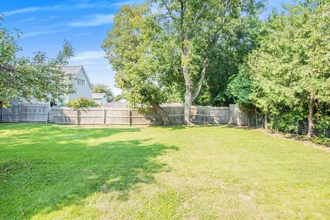 393 Shelburne Road Burlington VT 05401