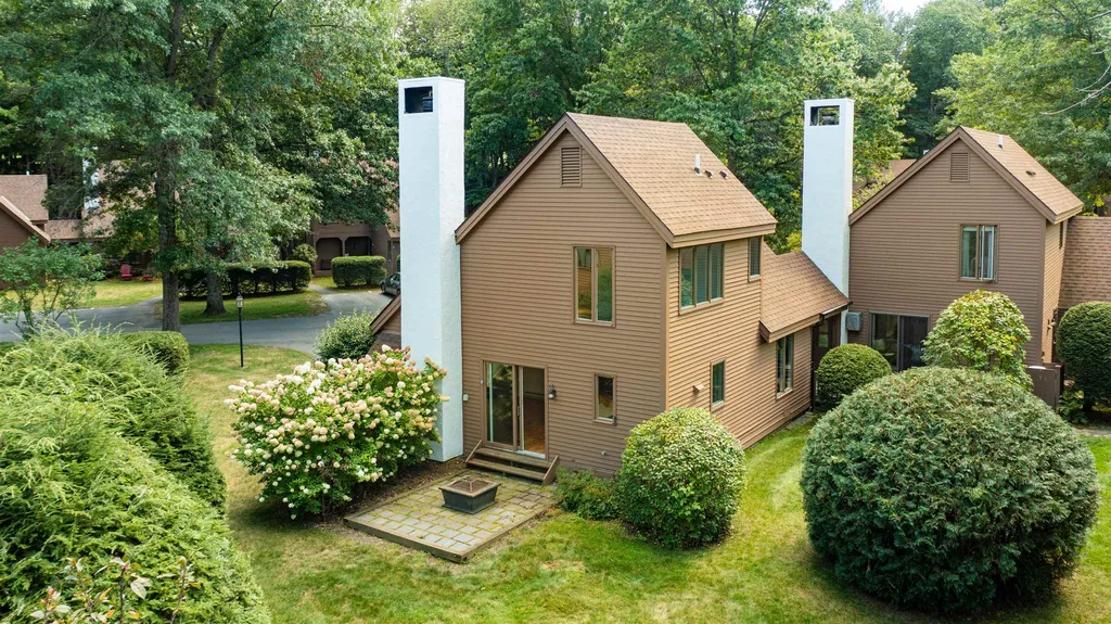807 Murphys Road Hartford VT 05059
